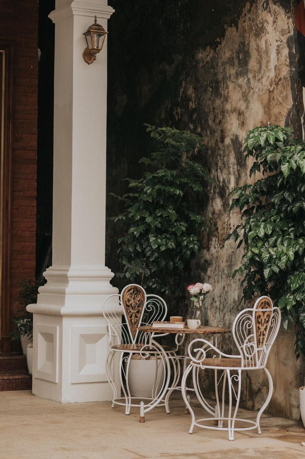 The Lilly'S Stories Hotel Fort Kochi Exterior photo