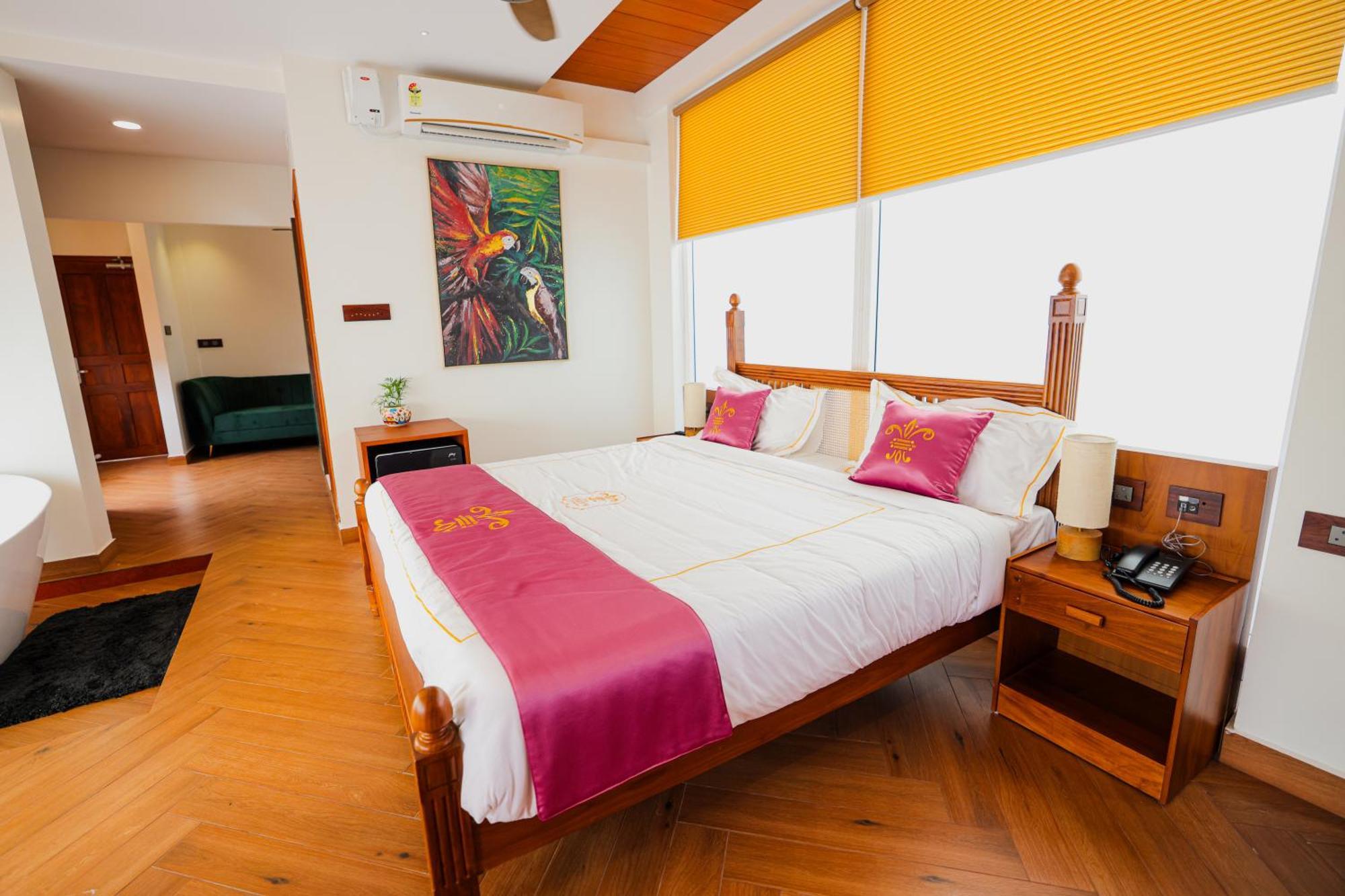 The Lilly'S Stories Hotel Fort Kochi Exterior photo